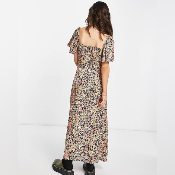 NWT TopShop Floral Maxi Satin Flutter Sleeve Dress- US 6 - Picture 3 of 9